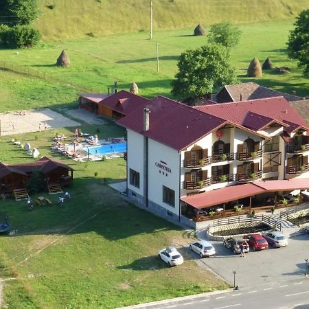 Hotel Carpathia Remeţi Exterior foto